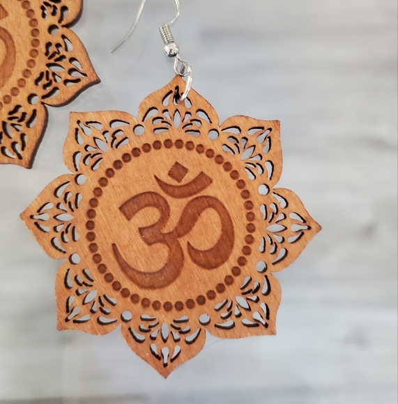 Om Lotus Namaste Mandala Chakra Medallion Wood Dangle Drop Statment Boho Ornate - Picture 2 of 5